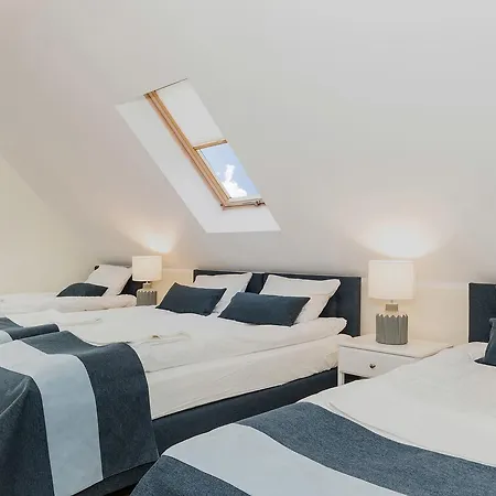 House Dom Zastan By Renters Semesterbostad *